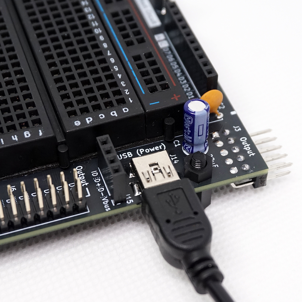 Power can be supplied using the USB mini socket