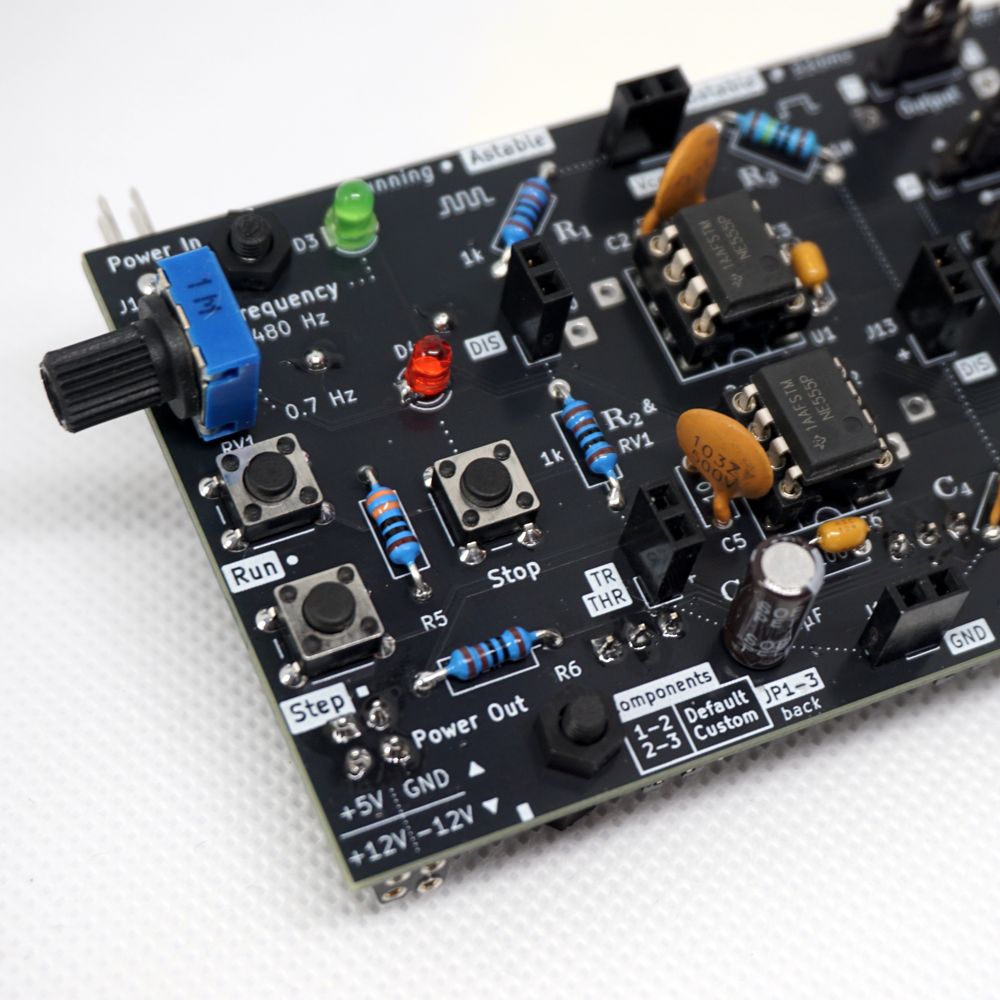 Main buttons and the frequency dial of the Terrific Timer